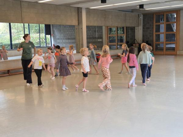 Gratis proeflessen © Dansgroep Chara