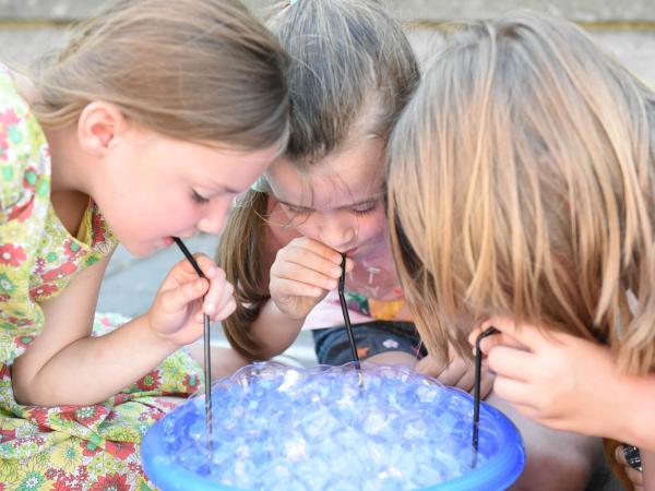 Bubbels en bellen © Heyo Vakantiekampen