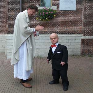 Crimi Clowns strijken neer aan het Sint-Cordulaplein