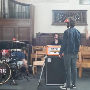 Crimi Clowns strijken neer aan het Sint-Cordulaplein