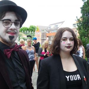 Crimi Clowns strijken neer aan het Sint-Cordulaplein