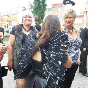 Crimi Clowns strijken neer aan het Sint-Cordulaplein