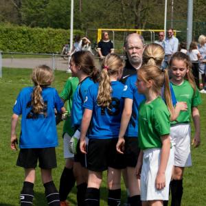 Groot Scholentornooi voetbal: bekijk de foto's en uitslagen